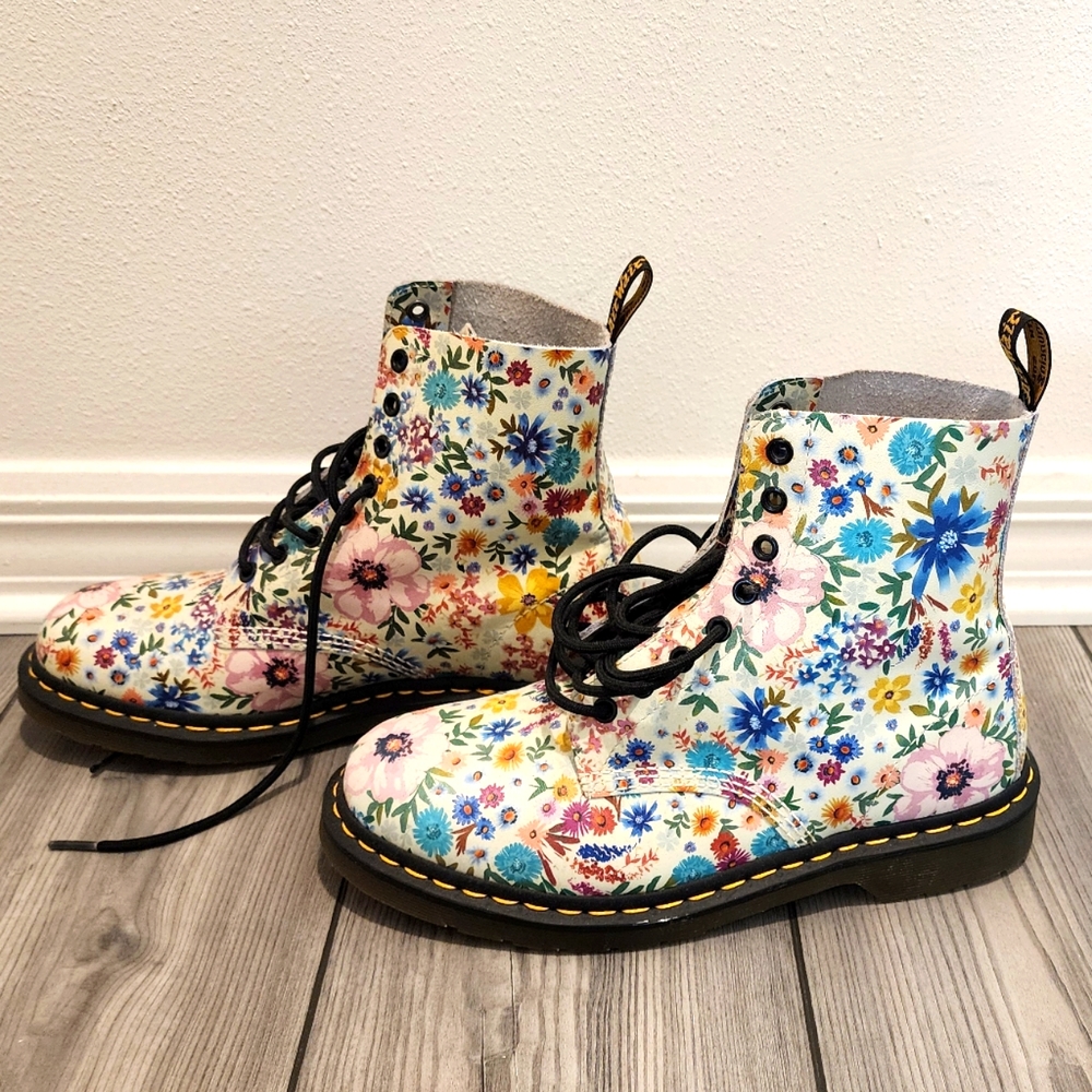 Boots Dr. Martens